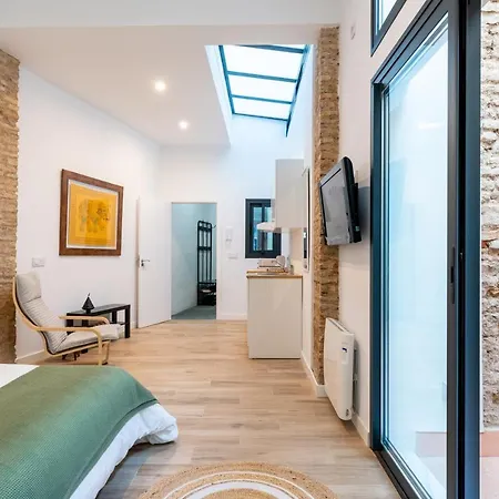 Veoapartment Relator Patio Севилья